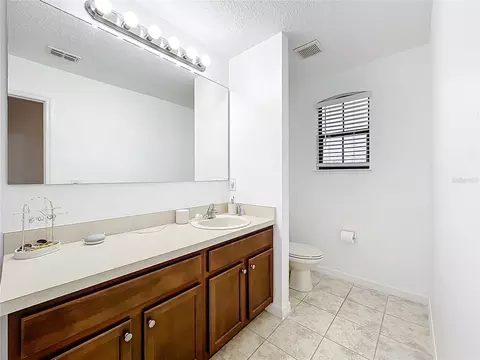 Bath - 319 Arbor Pointe Ave, Minneola, FL 34715 photo 8 of 12