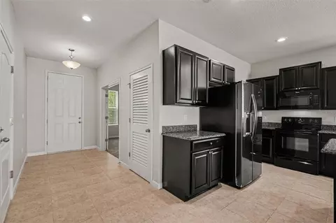 Entry Way - 12318 Eagle Swoop Pl, Riverview, FL 33579 photo 2 of 3