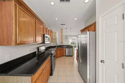 Kitchen - 3606 Sanctuary Dr, Saint Cloud, FL 34769 photo 2 of 3