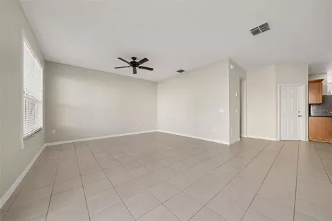 Living - 3606 Sanctuary Dr, Saint Cloud, FL 34769 photo 3 of 5