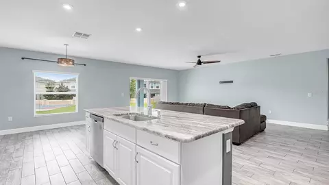 Kitchen - 2791 Parkfield Rd, Saint Cloud, FL 34772 photo 4 of 5