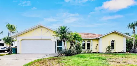 831 Columbia St, Port Charlotte, FL 33948