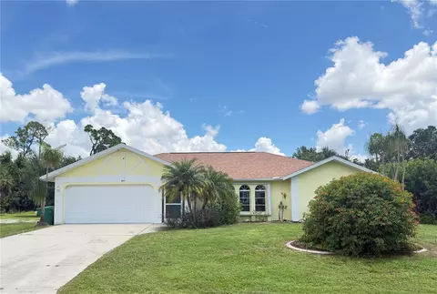 831 Columbia St, Port Charlotte, FL 33948