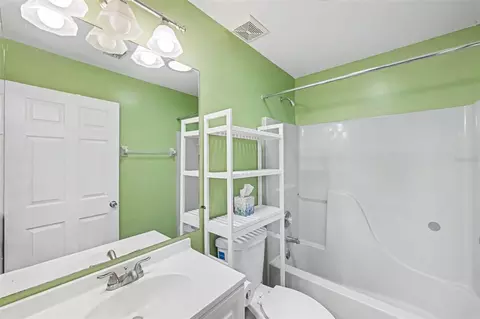 Bath - 6289 Leonard Ave, Cocoa, FL 32927 photo 2 of 2