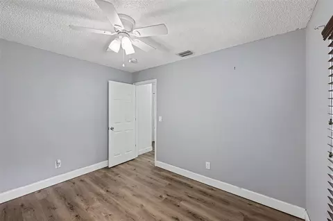 Bedroom - 6289 Leonard Ave, Cocoa, FL 32927 photo 8 of 9