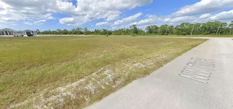 3030 NW 7th Pl, Cape Coral, FL 33993