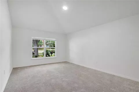 Bedroom - 2885 White Magnolia Loop, Clermont, FL 34711 photo 1 of 5
