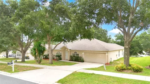 Exterior - 2885 White Magnolia Loop, Clermont, FL 34711 photo 6 of 6