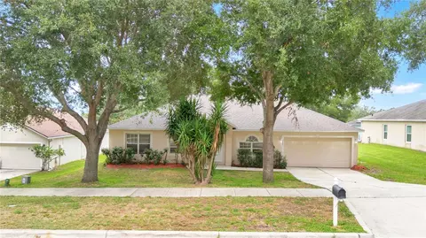 Exterior - 2885 White Magnolia Loop, Clermont, FL 34711 photo 5 of 6