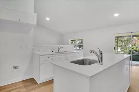 Kitchen - 2885 White Magnolia Loop, Clermont, FL 34711 photo 1 of 2