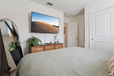 Bedroom - 3832 Pronghorn Dr, Saint Cloud, FL 34772 photo 7 of 8