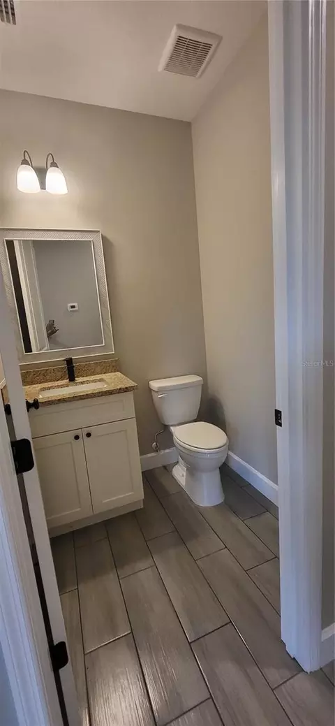 Bath - 1685 E Osceola Rd, Geneva, FL 32732 photo 5 of 6