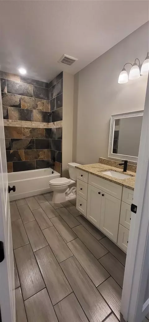 Bath - 1685 E Osceola Rd, Geneva, FL 32732 photo 3 of 6