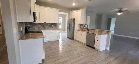 Kitchen - 1685 E Osceola Rd, Geneva, FL 32732 photo 4 of 4