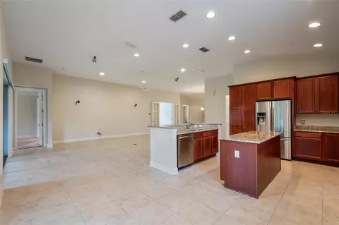 Living - 544 Douglas Edward Dr, Ocoee, FL 34761 photo 7 of 9
