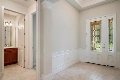 Entry Way - 544 Douglas Edward Dr, Ocoee, FL 34761 photo 4 of 5