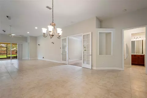 Living - 544 Douglas Edward Dr, Ocoee, FL 34761 photo 2 of 9