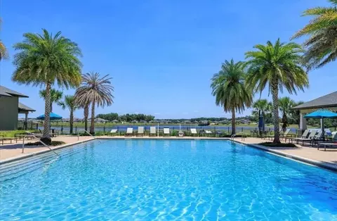 Exterior - 1463 Sourwood Dr, Ocoee, FL 34761 photo 6 of 7
