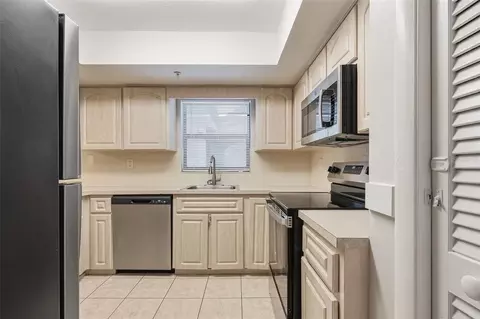 Kitchen - 1591 Larkin Rd, Spring Hill, FL 34608 photo 1 of 1