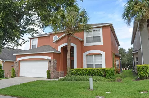 8667 La Isla Dr, Kissimmee, FL 34747