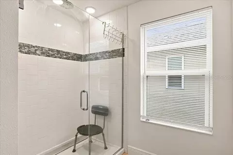 Bath - 5653 Camilla St, Saint Cloud, FL 34771 photo 4 of 8