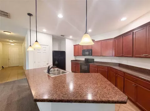 Kitchen - 4311 Moon Shadow Loop, Mulberry, FL 33860 photo 1 of 2