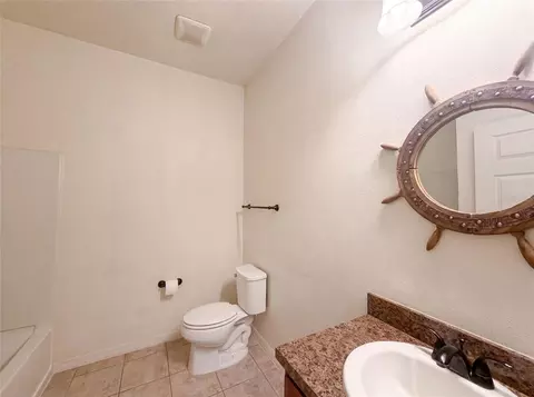 Bath - 4311 Moon Shadow Loop, Mulberry, FL 33860 photo 2 of 2