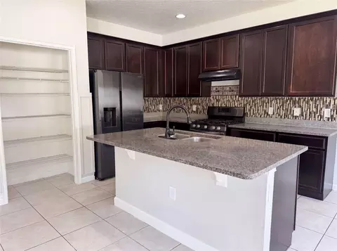 Kitchen - 881 Haring Ln, Mount Dora, FL 32757 photo 2 of 4