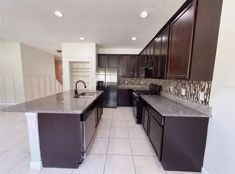 Kitchen - 881 Haring Ln, Mount Dora, FL 32757 photo 4 of 4