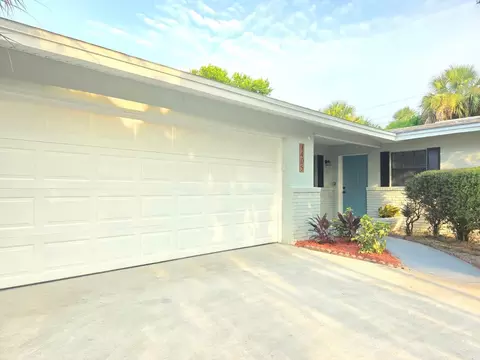 1405 Country Club Blvd, Titusville, FL 32780