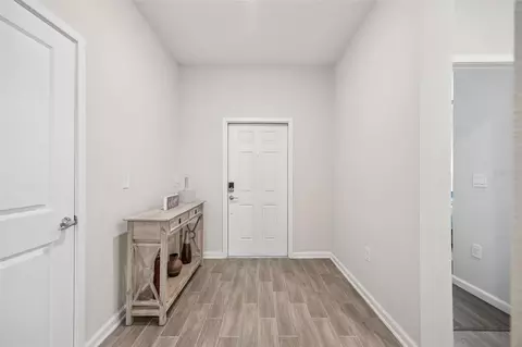Entry Way - 5309 Amersham Ln, Saint Cloud, FL 34771 photo 1 of 7