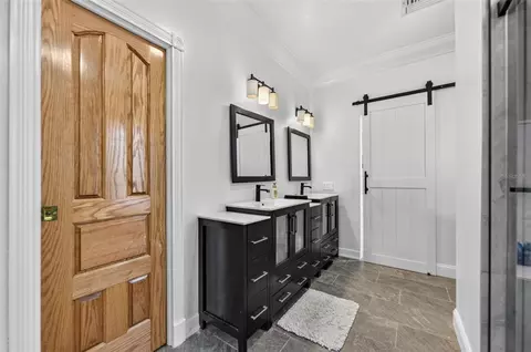 Entry Way - 4657 Hickory Tree Rd, Saint Cloud, FL 34772 photo 6 of 8