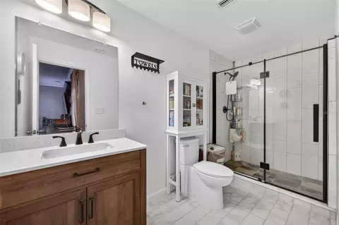 Bath - 4657 Hickory Tree Rd, Saint Cloud, FL 34772 photo 2 of 5