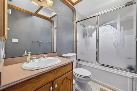 Bath - 4657 Hickory Tree Rd, Saint Cloud, FL 34772 photo 3 of 5