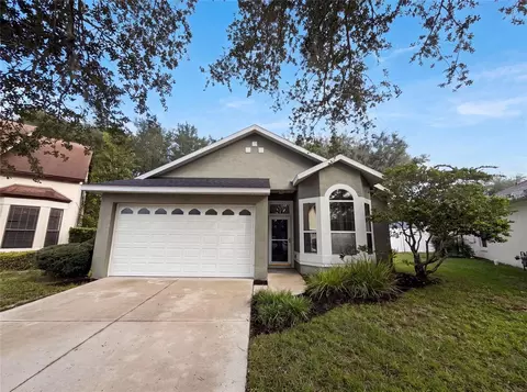 33450 Irongate Dr, Leesburg, FL 34788