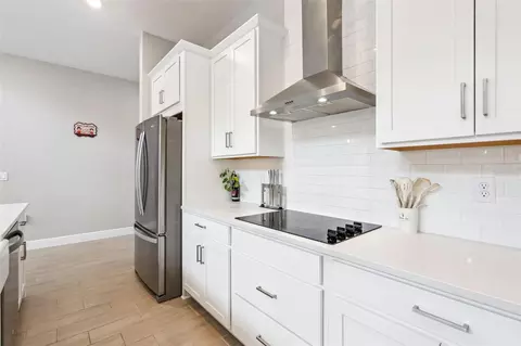 Kitchen - 6236 Trailblaze Bnd, Saint Cloud, FL 34771 photo 4 of 5