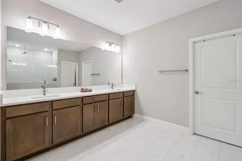 Bath - 6236 Trailblaze Bnd, Saint Cloud, FL 34771 photo 3 of 5