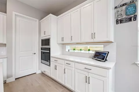 Kitchen - 6236 Trailblaze Bnd, Saint Cloud, FL 34771 photo 5 of 5