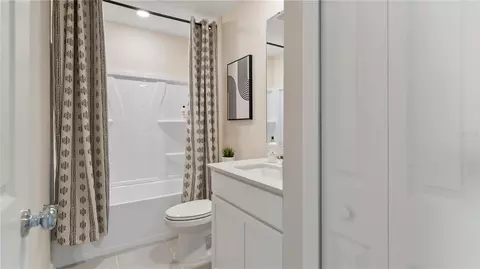 Bath - 2477 Hallow Garden Rd, Eustis, FL 32726 photo 1 of 1