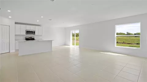Living - 1947 Pine Meadows Golfcourse Rd, Eustis, FL 32726 photo 2 of 3