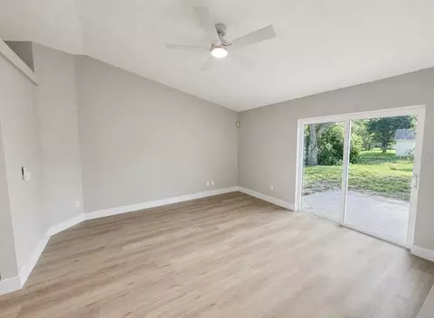 Living - 10814 Crescendo Loop, Clermont, FL 34711 photo 2 of 3