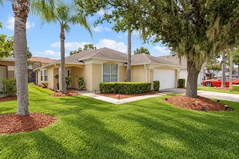 1017 Lake Berkley Dr, Kissimmee, FL 34746
