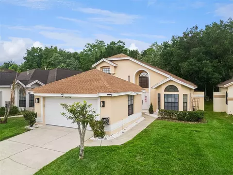 11272 Papyrus Ln, Orlando, FL 32821