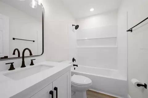 Bath - 1192 Liza St, Saint Cloud, FL 34771 photo 6 of 7