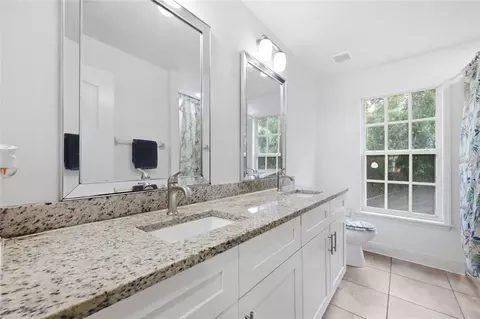 Bath - 1339 Olympia Park Cir, Ocoee, FL 34761 photo 5 of 5