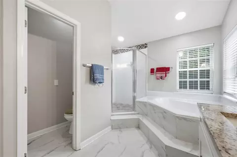 Bath - 1339 Olympia Park Cir, Ocoee, FL 34761 photo 3 of 5