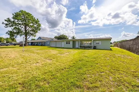 5701 Padgett Cir, Orlando, FL 32839