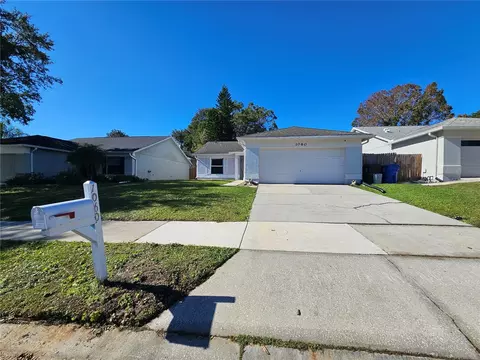 1060 Dees Dr, Oviedo, FL 32765