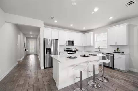 Kitchen - 2731 Forestdale St, Saint Cloud, FL 34771 photo 5 of 5