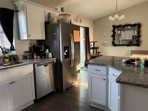 Kitchen - 19 Willow Run, Ocala, FL 34472 photo 1 of 3